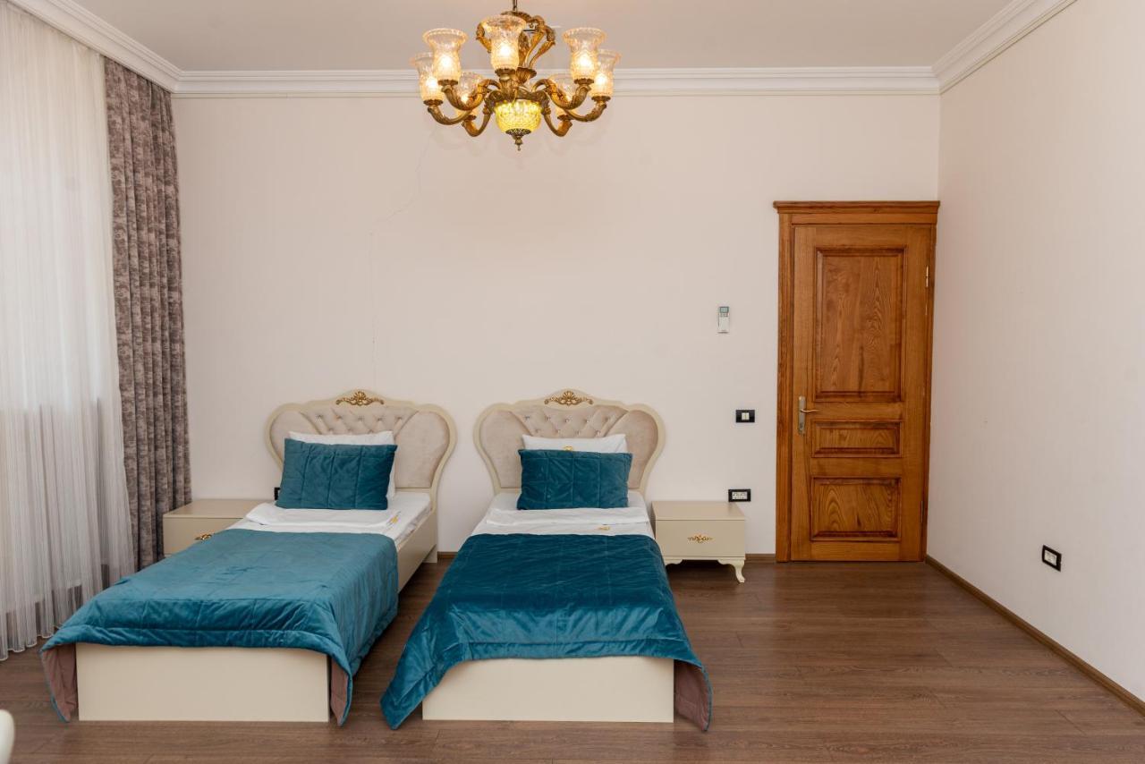 Utopia Hotel Баку Екстериор снимка