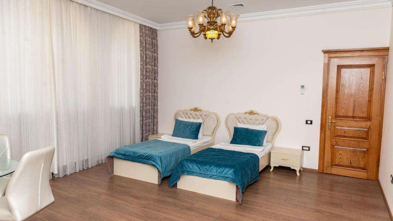 Utopia Hotel Баку Екстериор снимка
