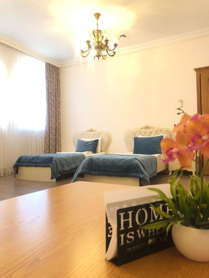 Utopia Hotel Баку Екстериор снимка